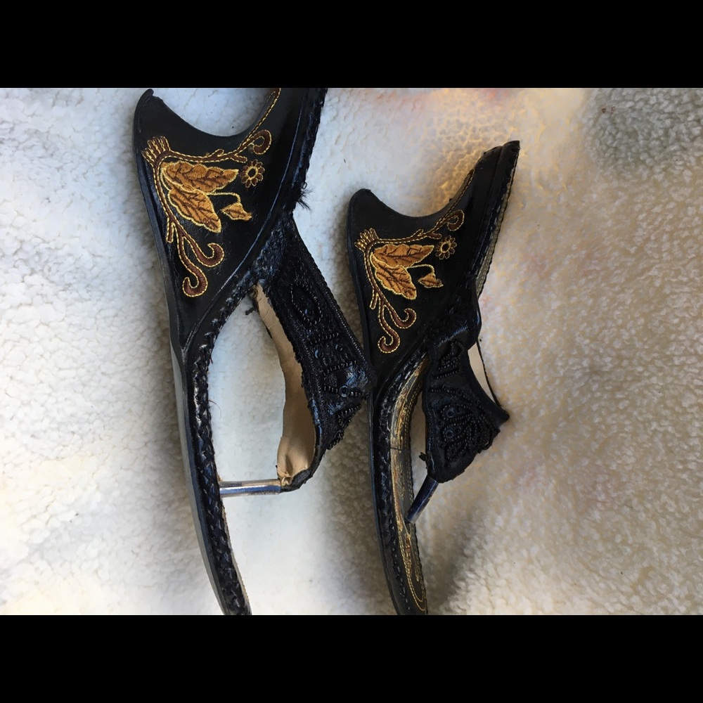 Very unique oriental shoes